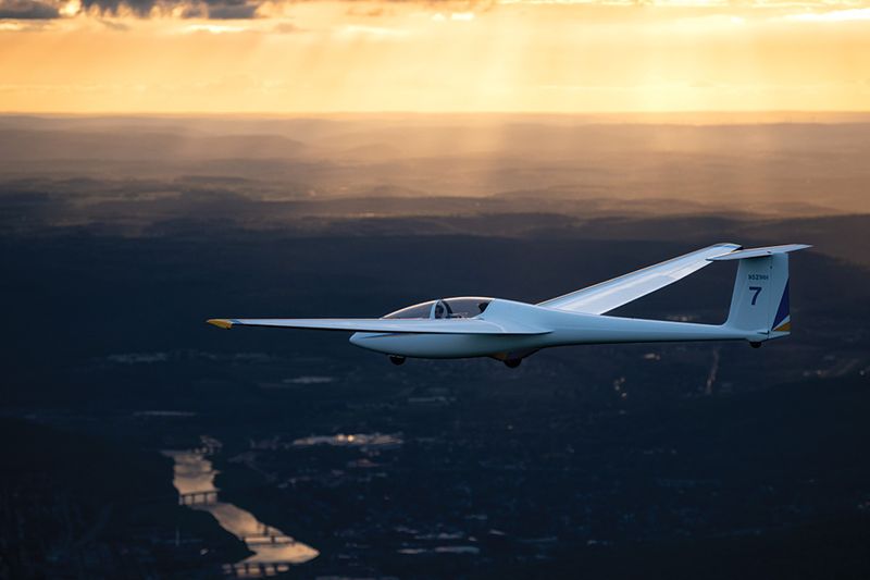 Motorless Glider Flight at Harris Hill