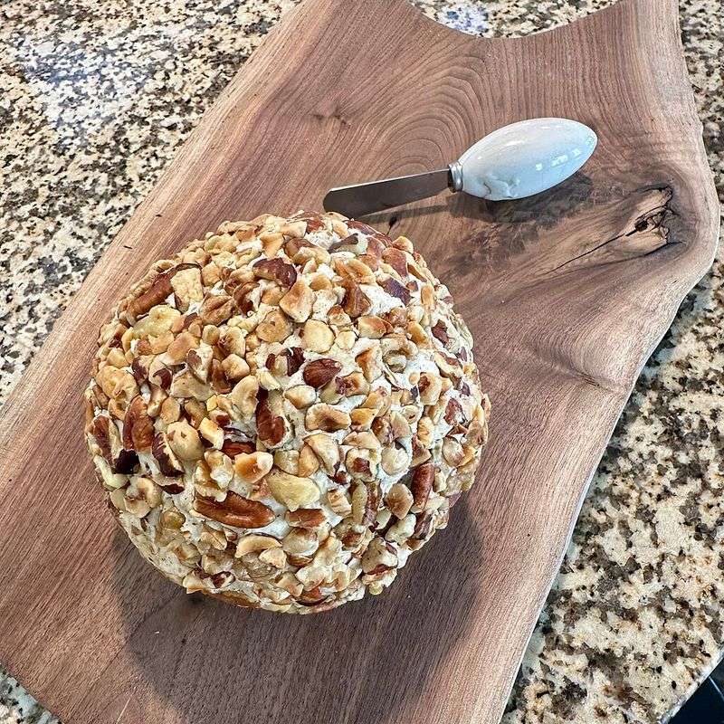 Classic Cheese Ball