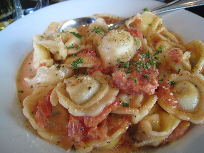 Tortellini in Cream Sauce