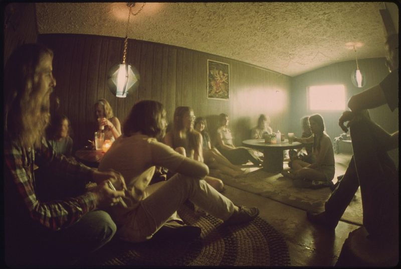 Teen Den