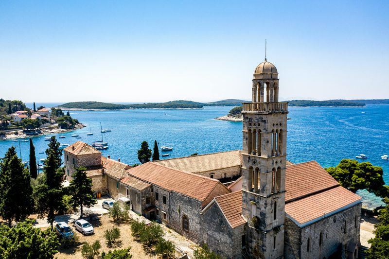 Hvar