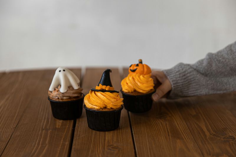 Ghosts in the Graveyard Dessert Shooters