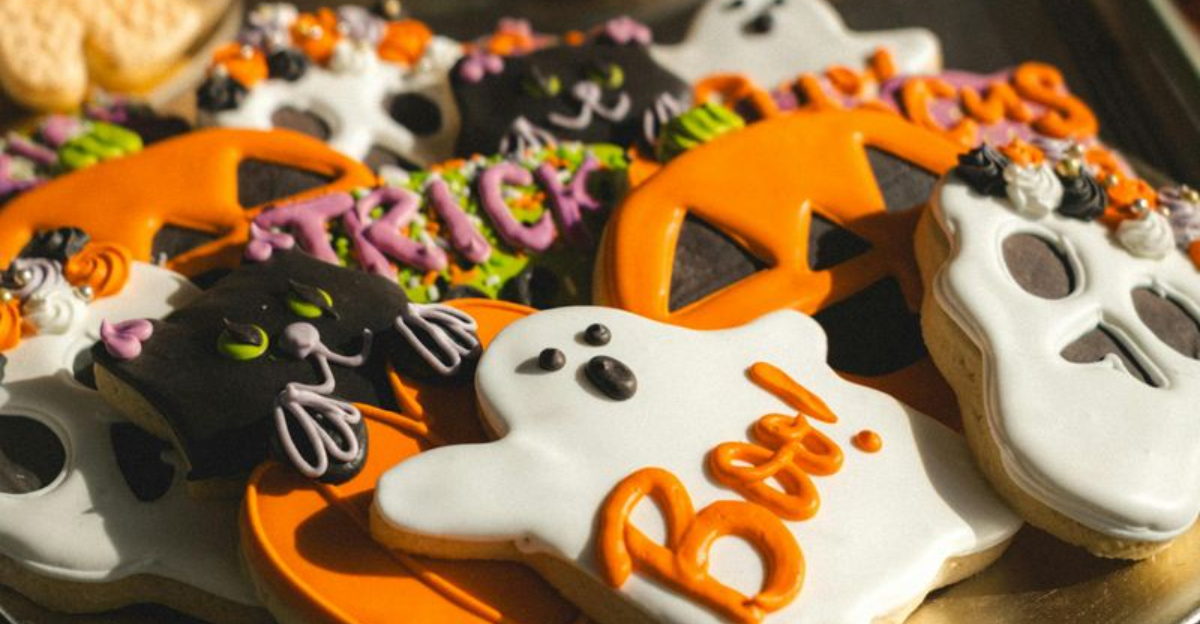 Spooky Season Finally Arrived And So Did These 10 Desserts