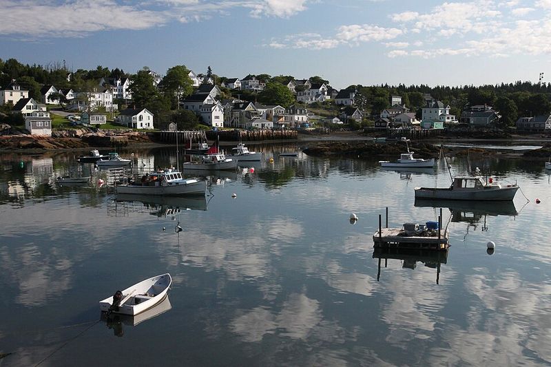 Early Settlement and Island Roots