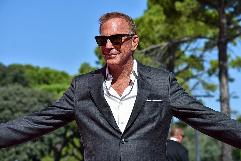 Waterworld - Kevin Costner