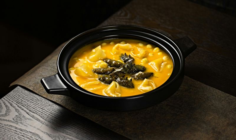 Lemony Tuscan Tortellini Soup