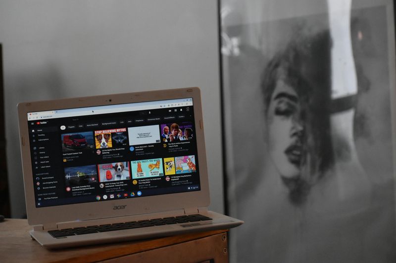 Auto-Playing Videos With Sound