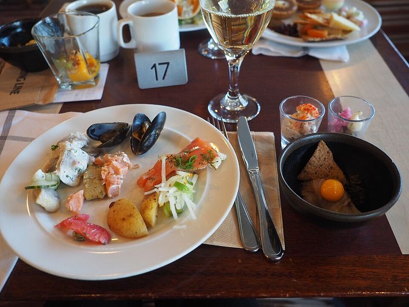 Explore Buffet Options Strategically