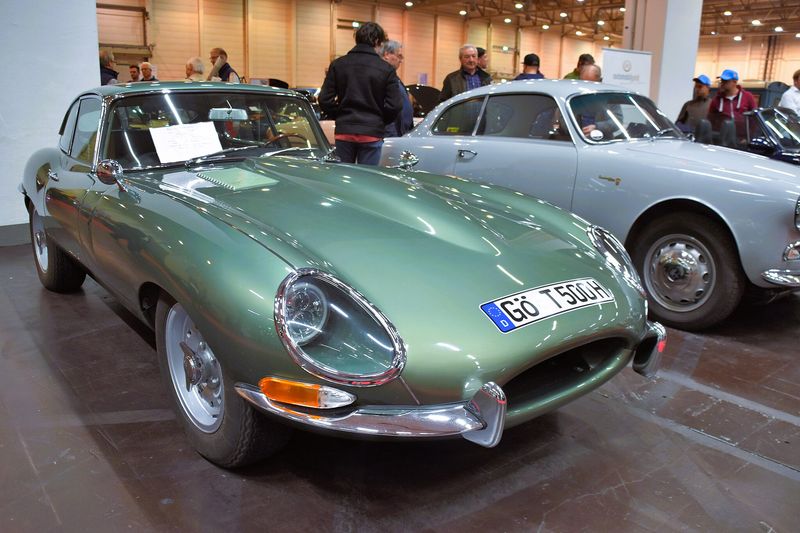 Jaguar E-Type (Series I, 1962)