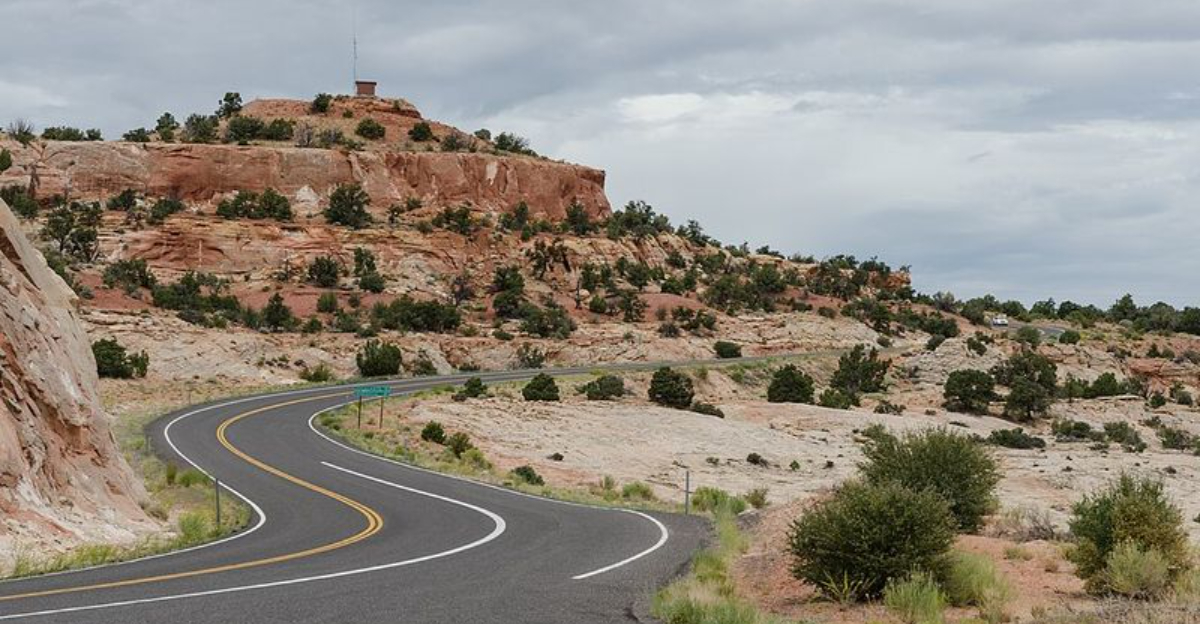 The 17 Most Beautiful Yet Unnerving Roads In America