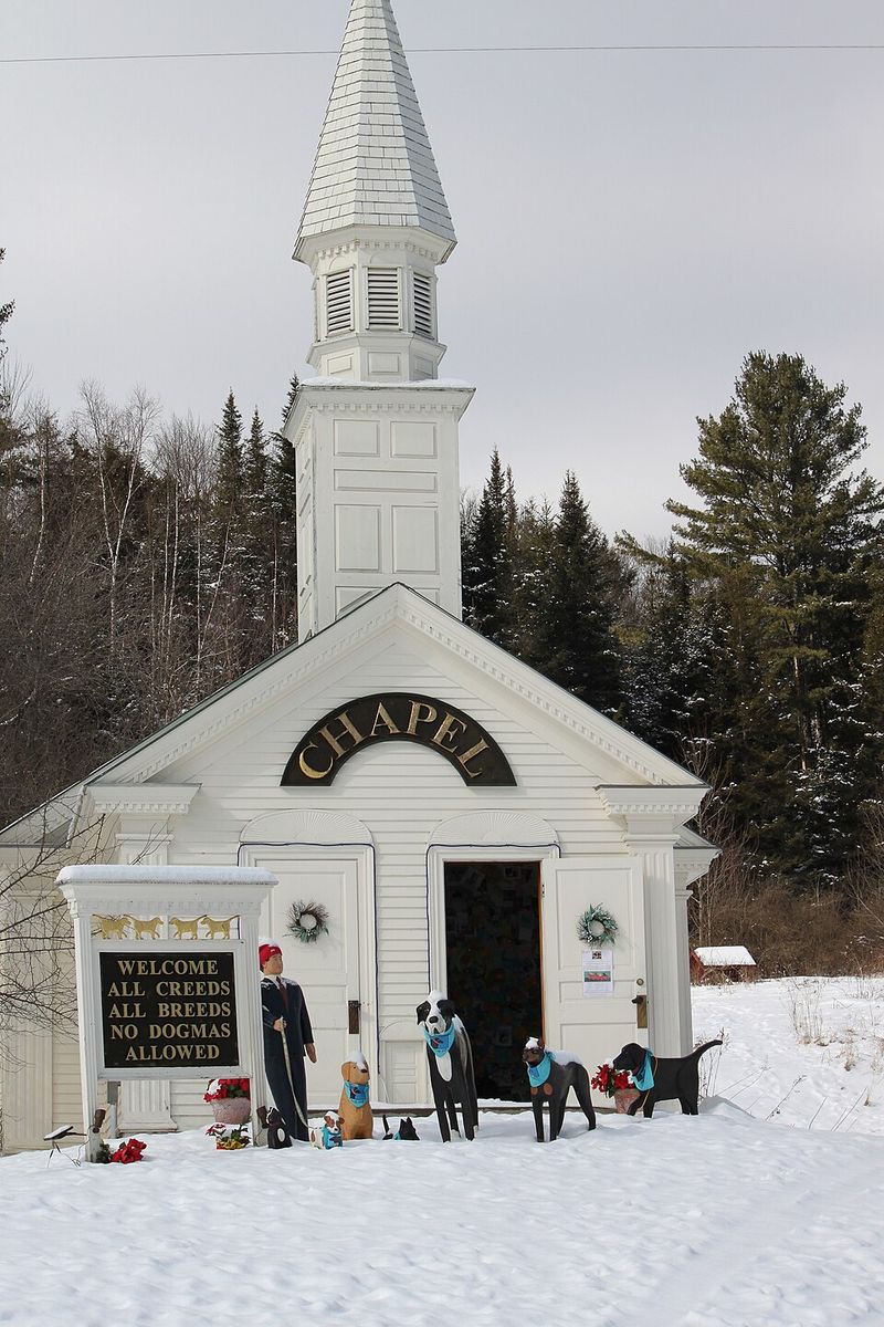 Dog Mountain and Stephen Huneck Gallery