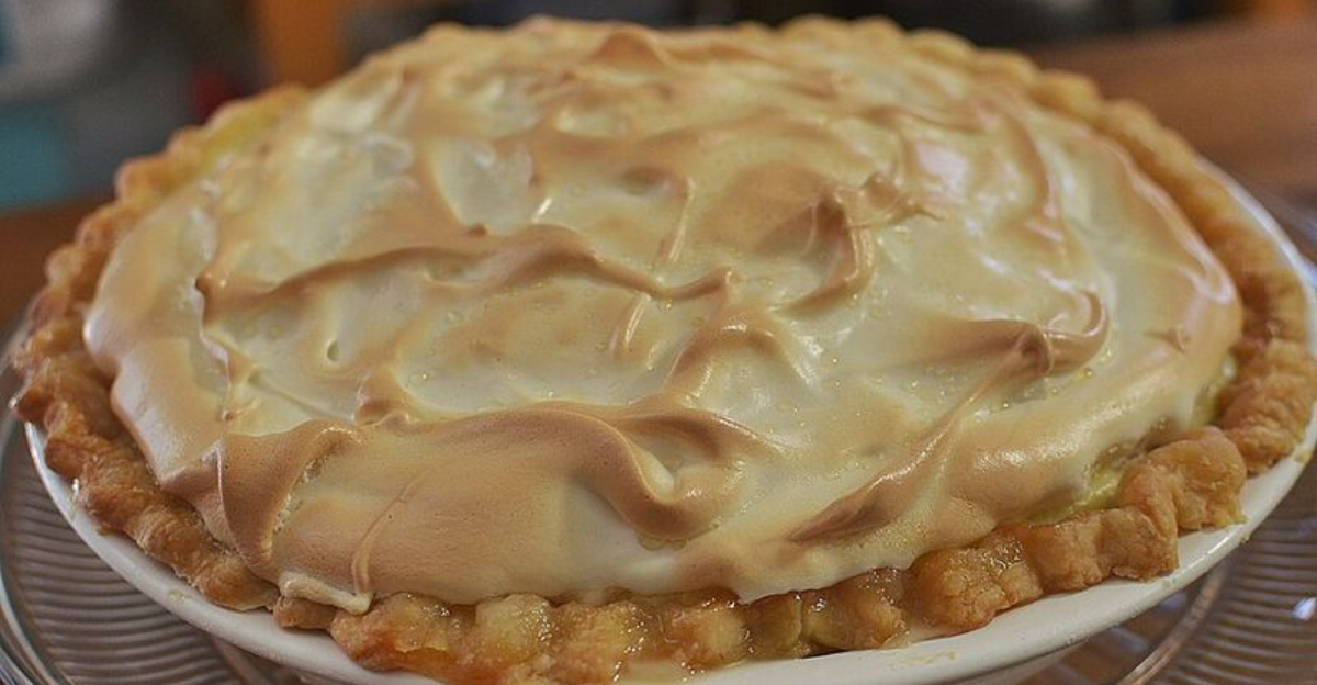 This 10-Minute Banana Cream Pie Skips The Fuss Without Sacrificing Flavor