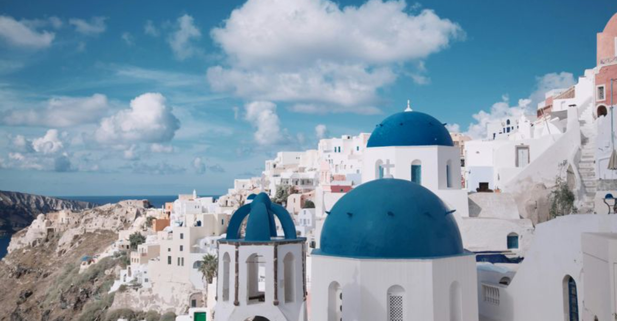 Top 8 Experiences And Sights In Santorini
