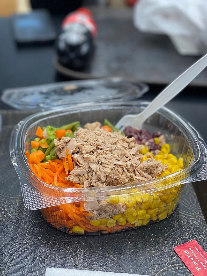 Tuna & Sweetcorn Salad