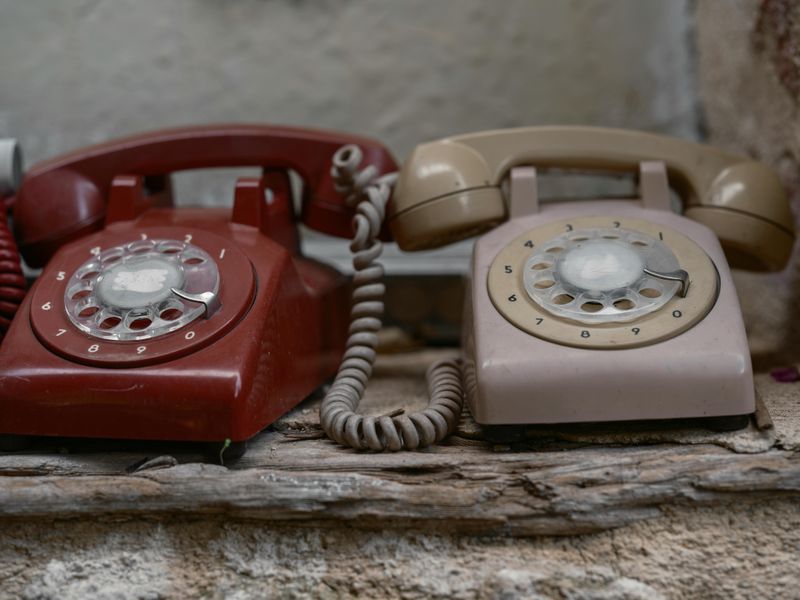 Landline Telephones With Cords