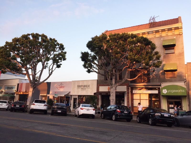 Larchmont Boulevard (Larchmont Village, Los Angeles)
