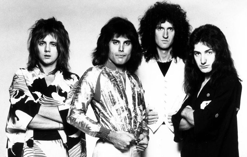 Queen - Bohemian Rhapsody (1975)