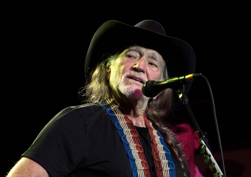 Always On My Mind, Willie Nelson