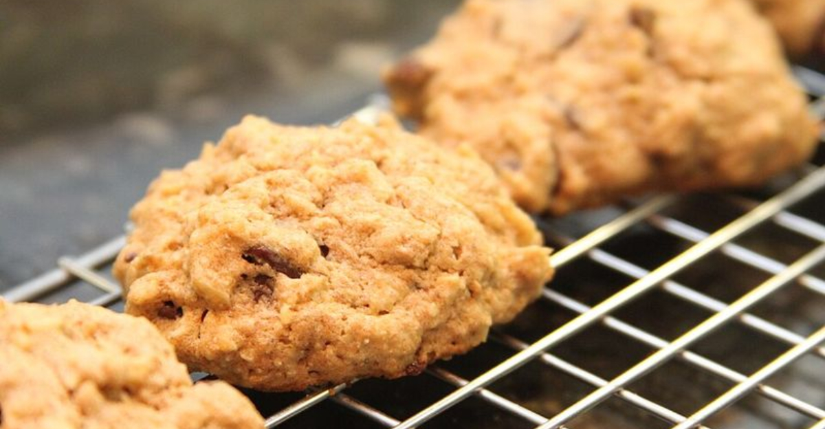 10 Banana Cookie Recipes That Turn Ripe Fruit Into Pure Cookie Magic