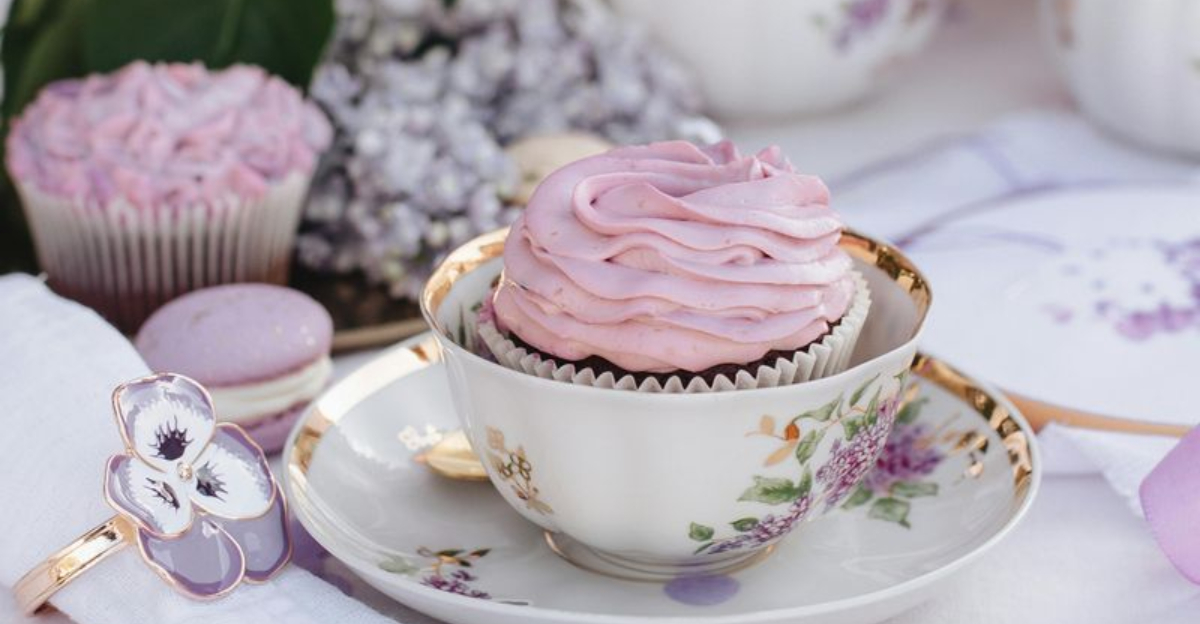 10 Charming Ideas For An Unforgettable Tea Gathering