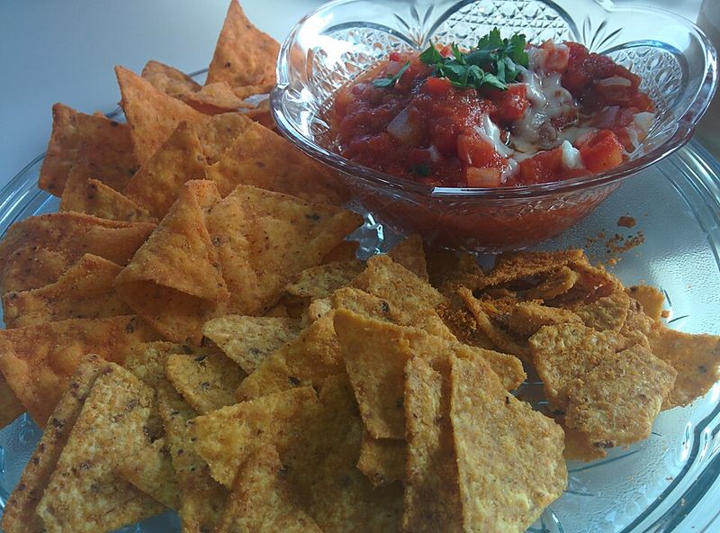 Classic Salsa With Tortilla Chips