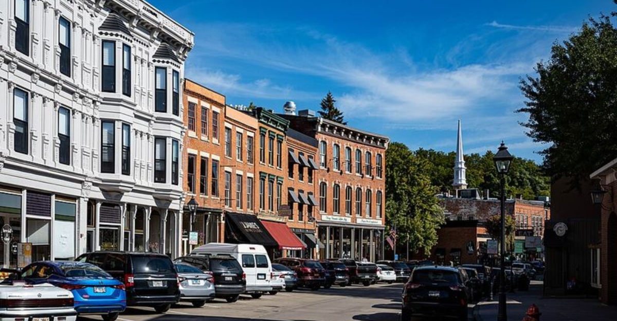 10 Small Towns Across America That Perfectly Capture Its Soul