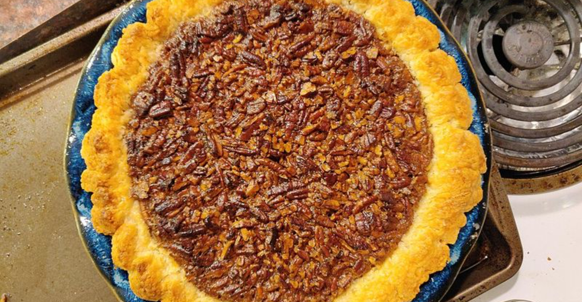 14 Decadent Ideas For Pecan Pie Lovers