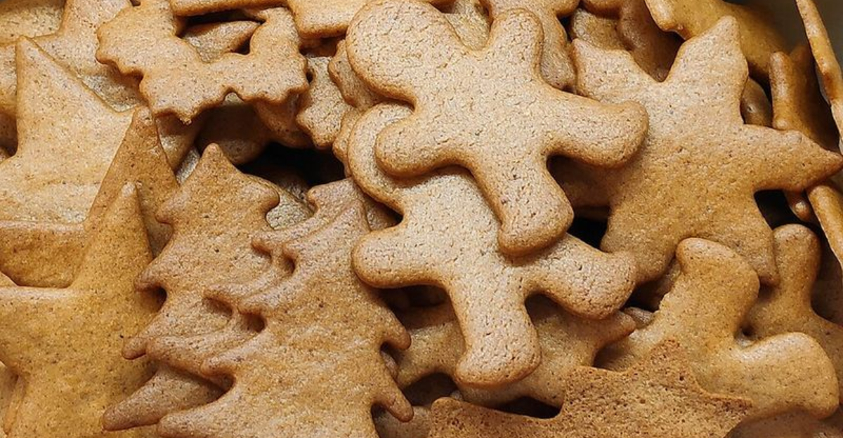 14 Festive Christmas Cookies Everyone Will Love Baking