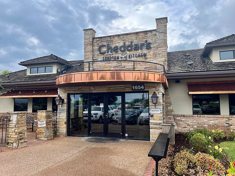 Cheddar's Scratch Kitchen