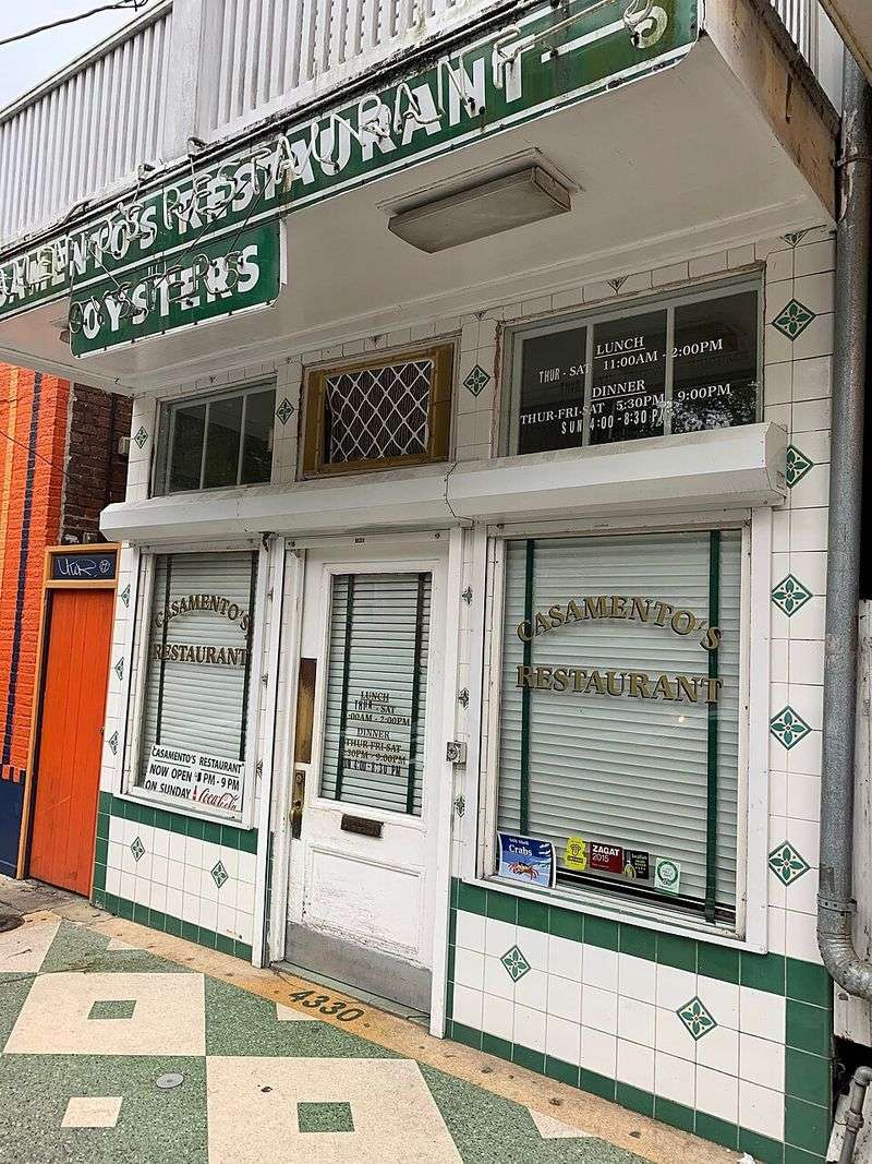 Casamento's Restaurant (New Orleans)