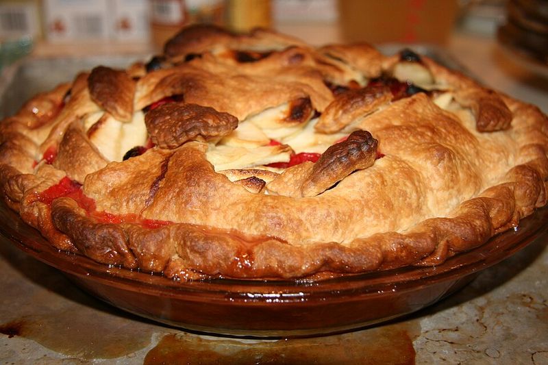Spiced Apple Cranberry Pie