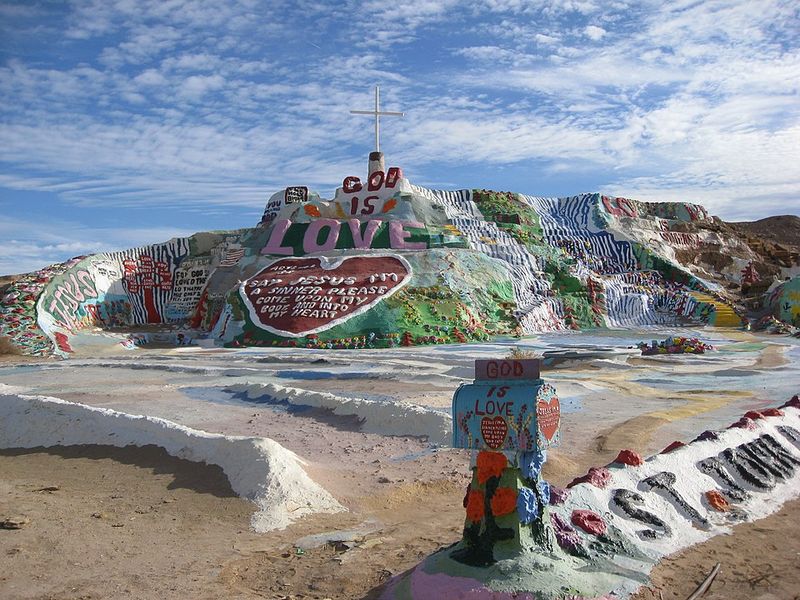 California – Salvation Mountain