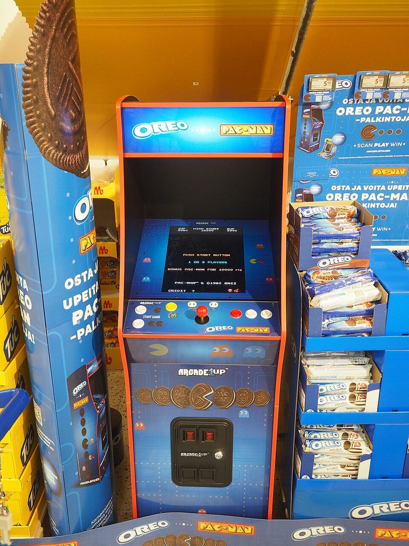 Pac-Man Arcade Game