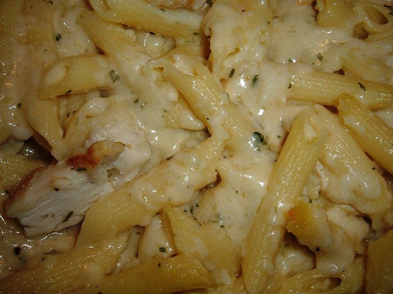 Chicken Alfredo Pasta Bake