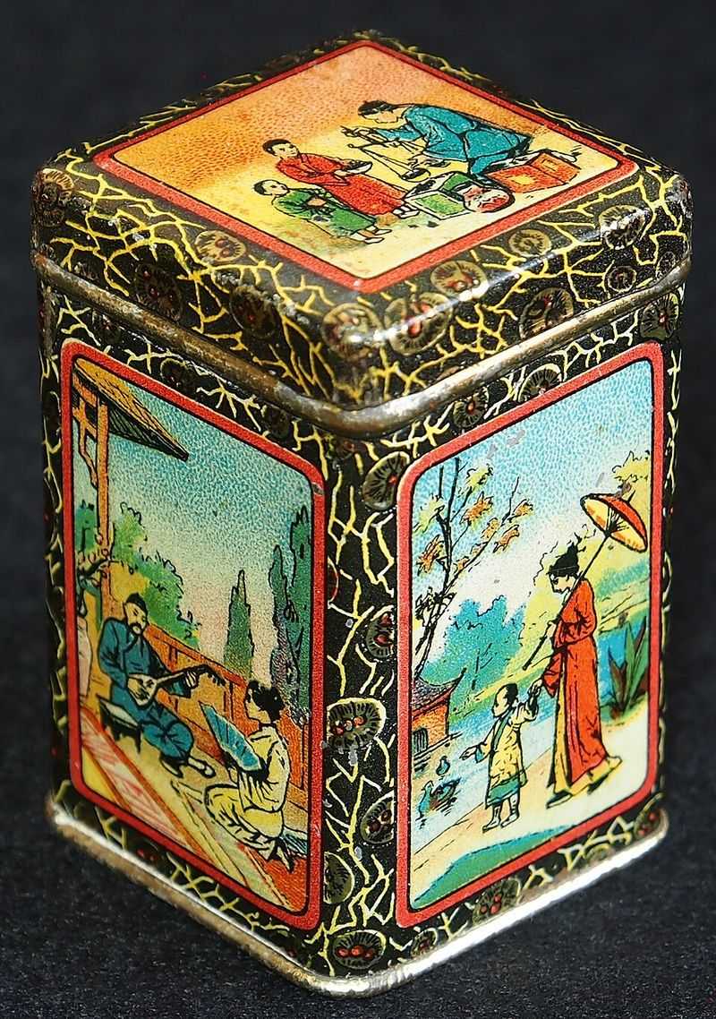 Vintage-Style Tea Tin