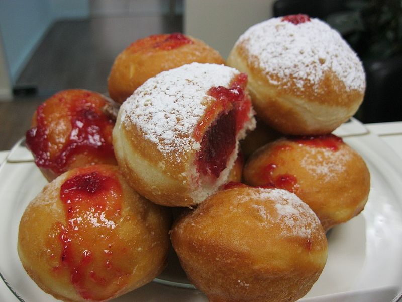 Sufganiyah – Israel