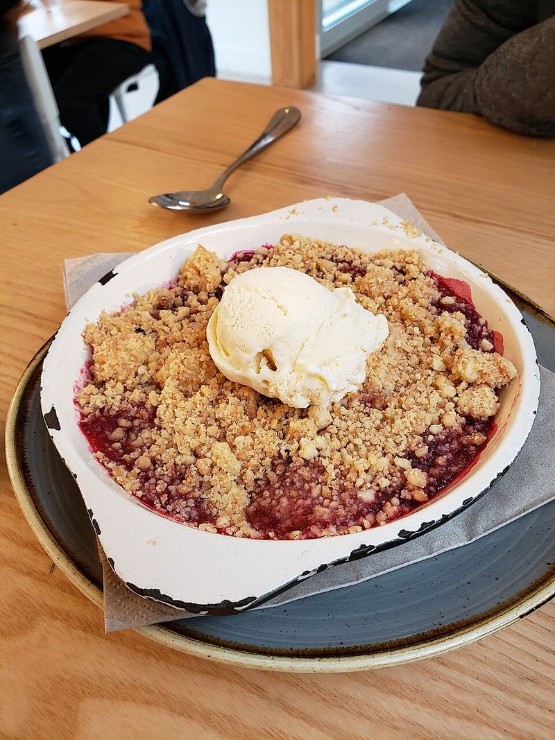 Mixed Berry Crumble