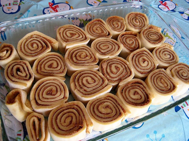 Cinnabon Cinnamon Rolls