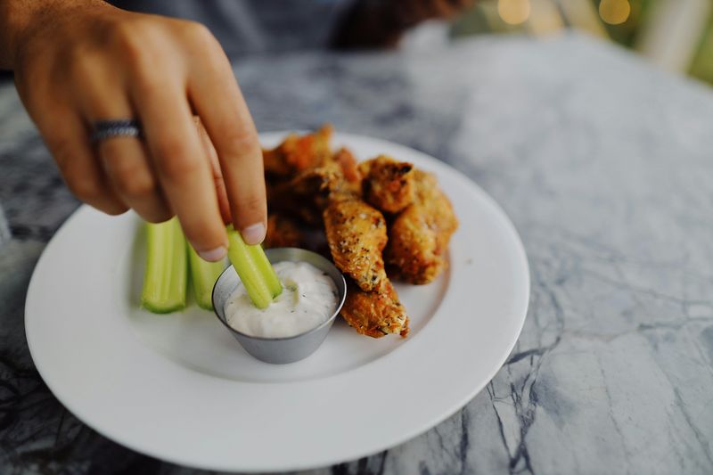 Crispy Baked Chicken Wings with Ranch