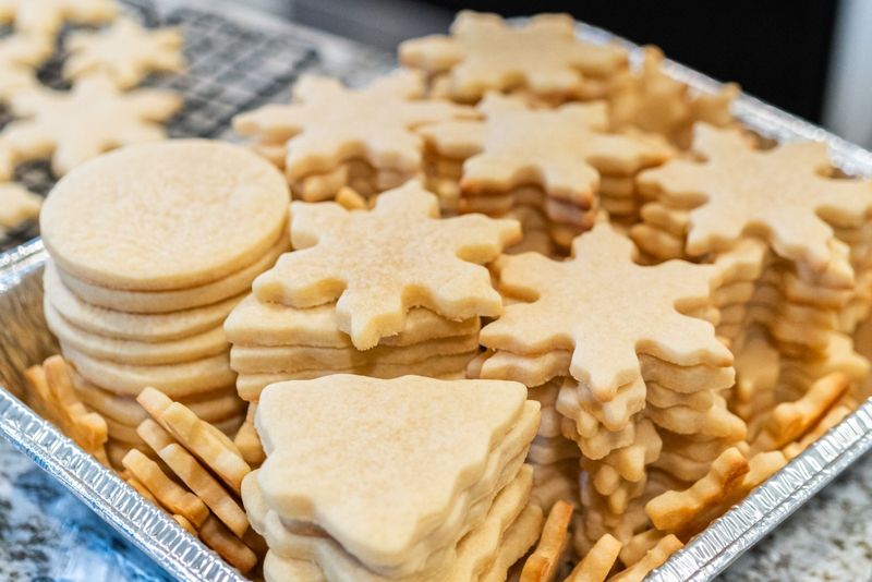 Roll And Cut Snowflake Designs