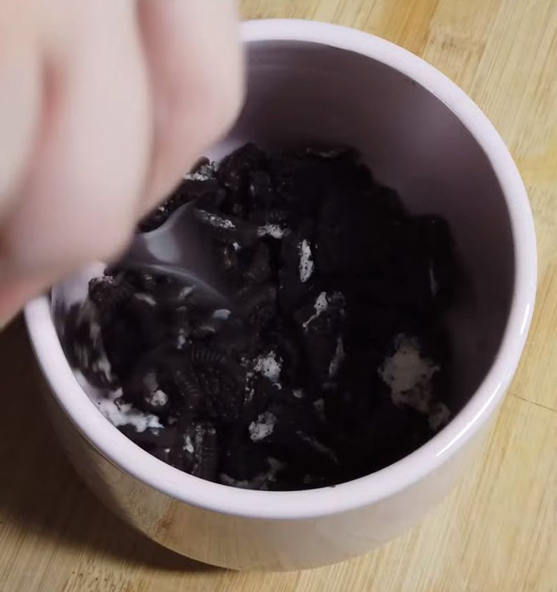 Crushed Cookie Crumbs