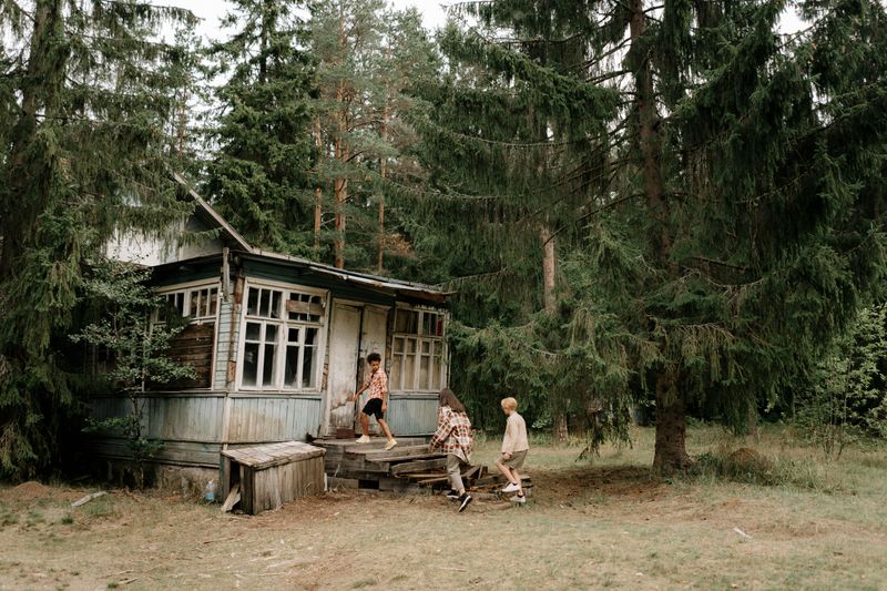 Playing in Abandoned Buildings or Construction Sites
