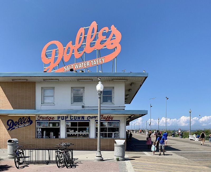 Delaware - Dolle's Candyland (Rehoboth Beach)