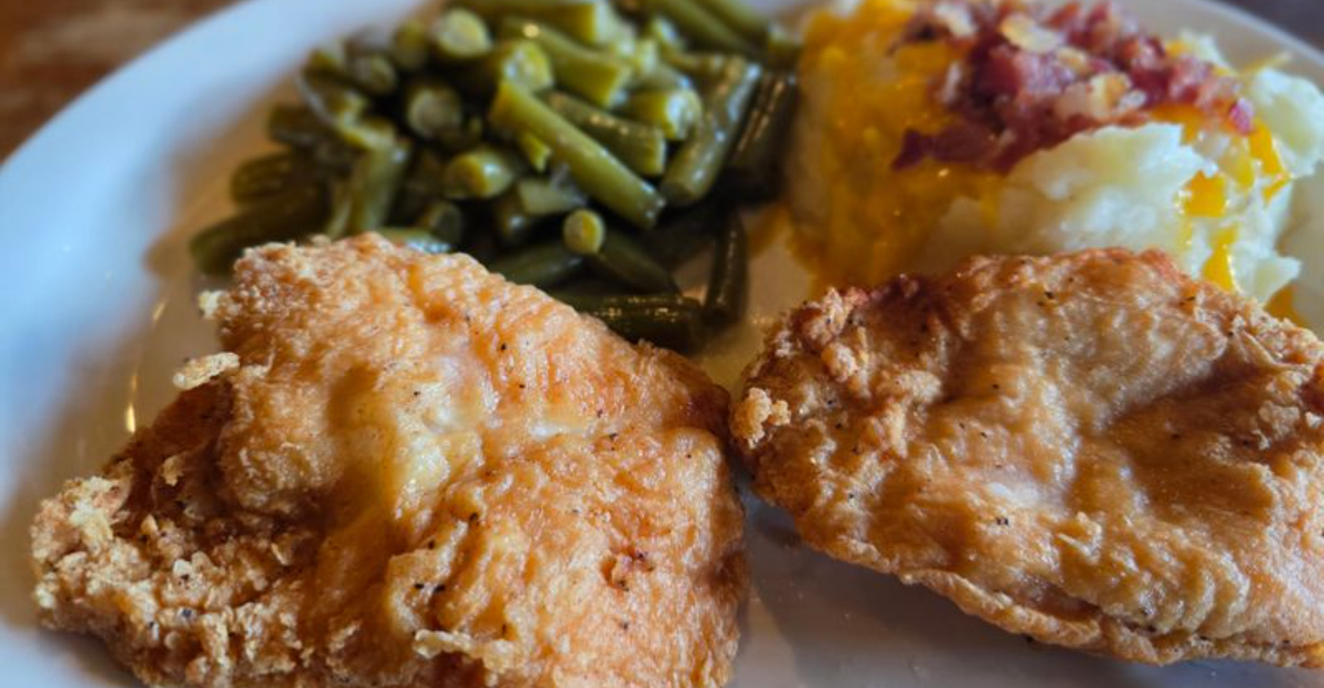 Cracker Barrel Holiday Dishes Everyone Looks Forward To Each Year