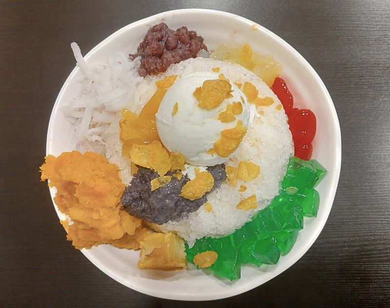 Halo-Halo