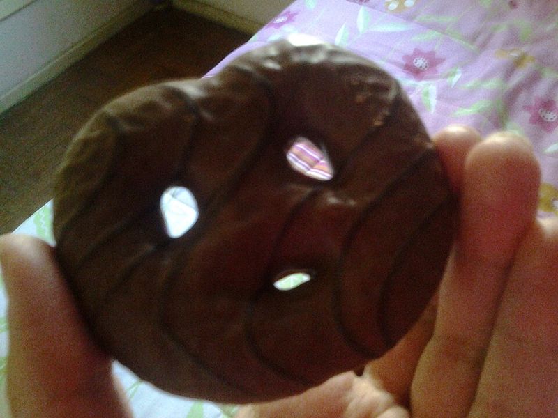 Chocolate-Dipped Pretzels