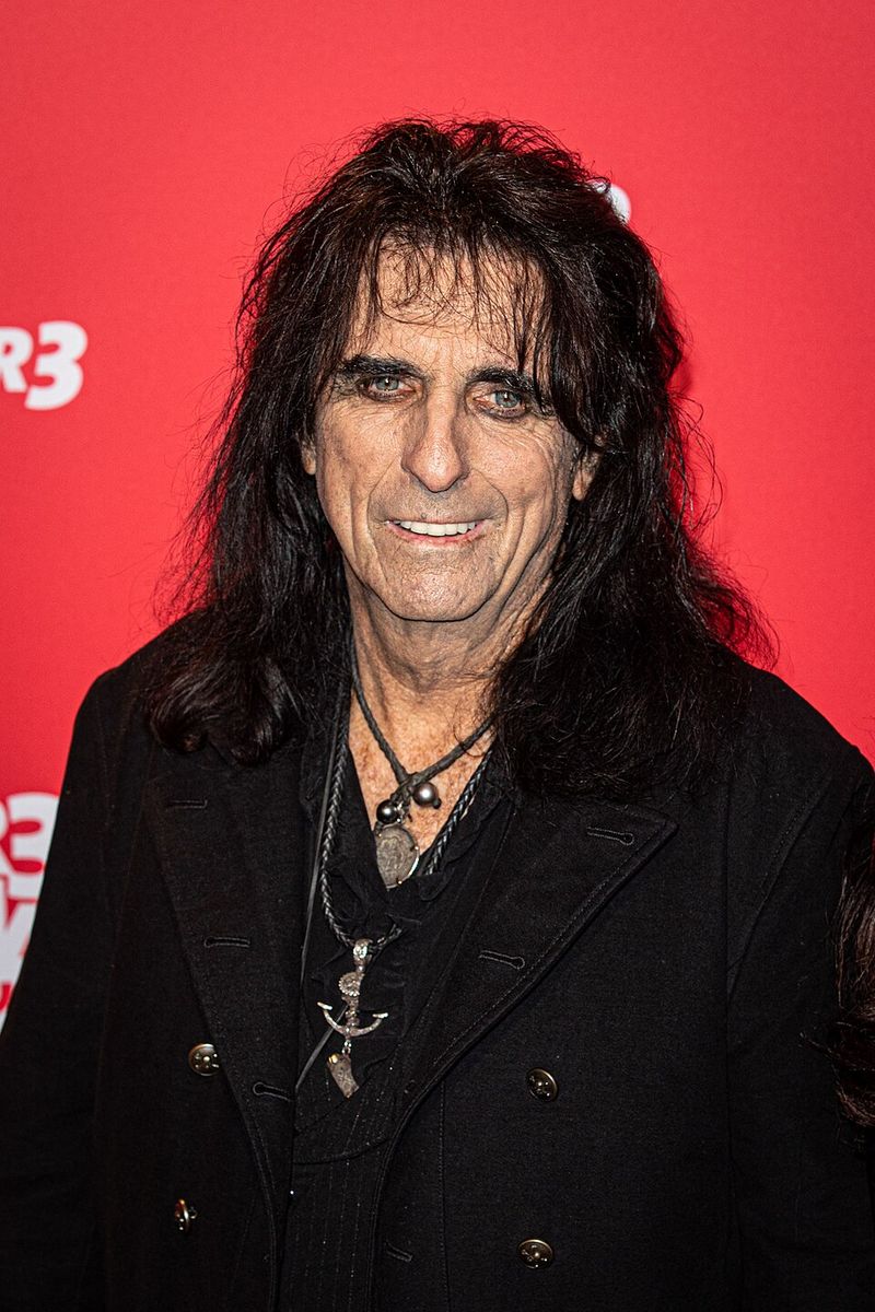 Alice Cooper - Wayne's World