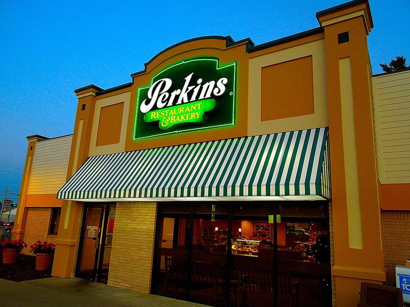Perkins Restaurant & Bakery