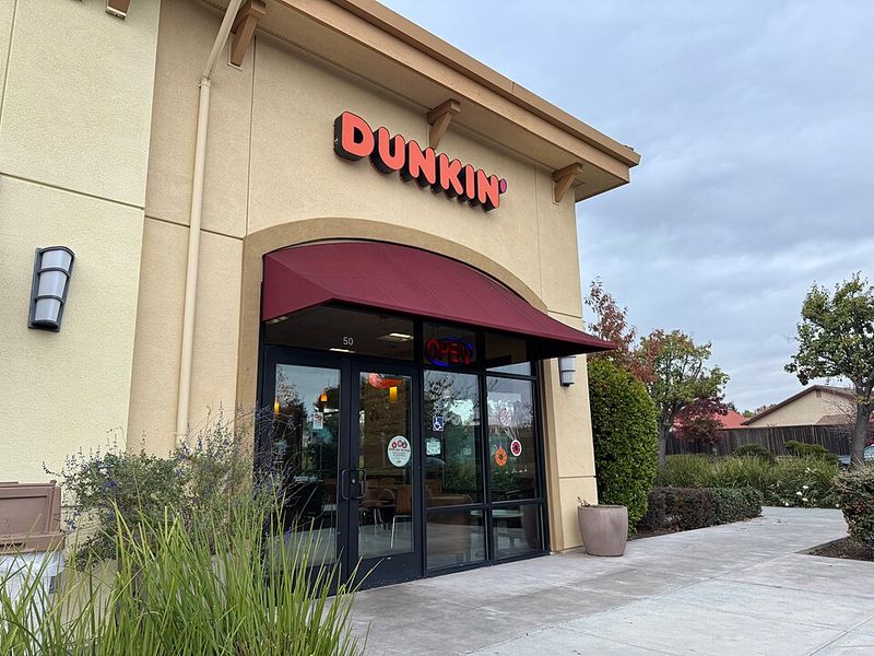 Dunkin' (Score: 78/100)