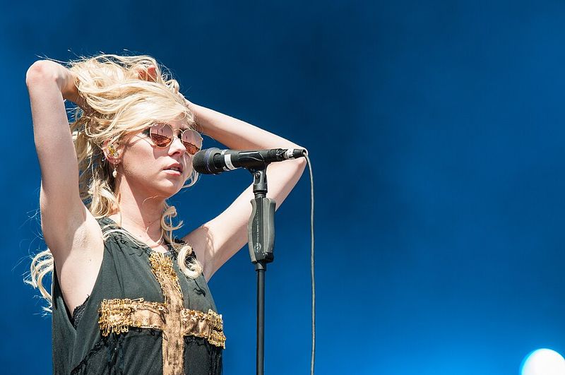 Taylor Momsen – Gossip Girl / How the Grinch Stole Christmas